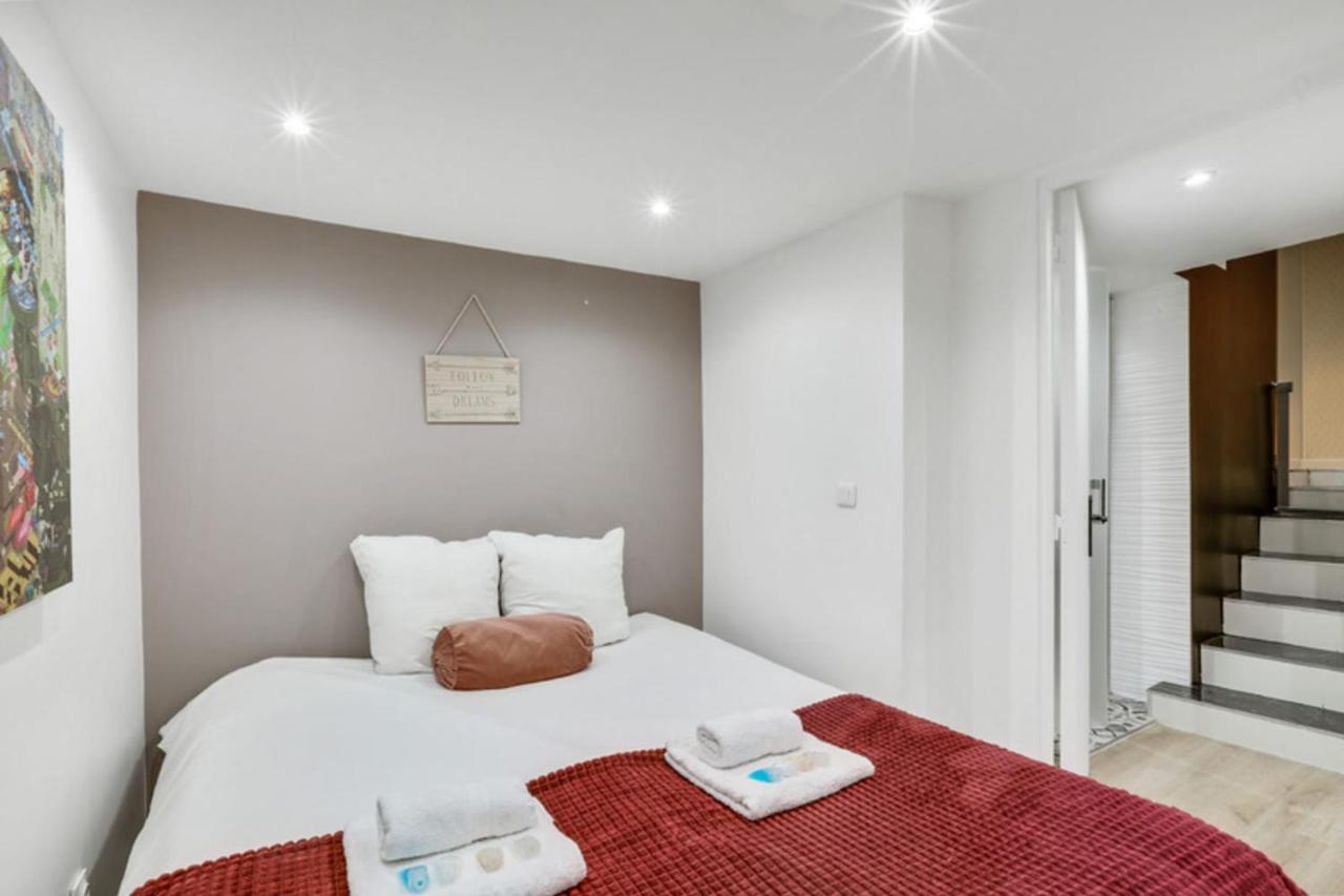 224 Samaritain - Superb In Paris